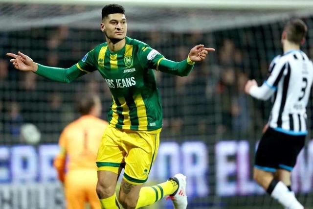 “雏凤计划”赴韩国集训队出征仪式在北京举行