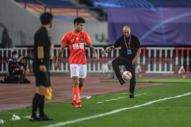 意甲-赖因德斯破门迪巴拉建功 AC米兰1-1罗马